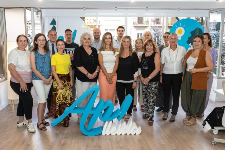 Inauguracio-espai-coworking-aplleida-737x491.jpg